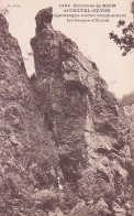 63103 01 118#1 - ENVIRONS DE RIOM ET CHÂTEL GUYON * - GIGANTESQUE ROCHER SURPLOMBANT LES GORGES D'ENVAL - Châtel-Guyon