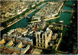 12-5-2024 (4 Z 50) France - Paris Ile De La Cité Et Cathédrale Notre Dame - Kerken En Kathedralen