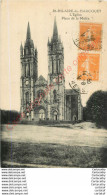 50. SAINT HILAIRE DU HARCOUET .  L'église . Place De La MOtte . - Saint Hilaire Du Harcouet