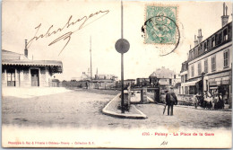 78 POISSY - Vue Partielle De La Place De La Gare. - Poissy