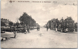 59 MALO LES BAINS - Le Boulevard De La Republique  - Malo Les Bains