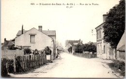 41 SAINT LAURENT DES EAUX -- Une Vue De La Rue De La Poste  - Other & Unclassified