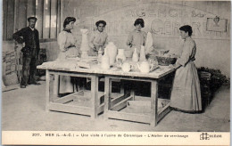 41 MER - Usine De Ceramique, L'atelier De Vernissage  - Mer