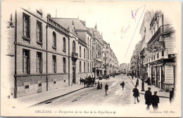 45 ORLEANS - Le Haut De La Rue De La Republique. - Orleans