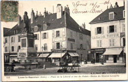39 LONS LE SAUNIER - Place De La Liberte Et Rue Du Palais  - Lons Le Saunier
