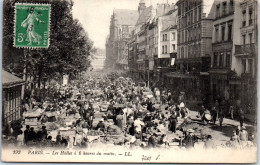 75001 PARIS - La Foule Aux Halles A 6 Heures Du Matin  - Arrondissement: 01