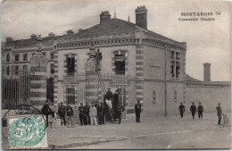 45 MONTARGIS - Vue De L'entree, Caserne Gudin - Montargis