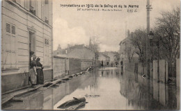 94 ALFORTVILLE - La Rue De La Station. - Alfortville