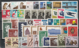 DDR: Lot Mit 15 Versch. Kompletten Sätzen, Postfrisch.  (066) - Alla Rinfusa (max 999 Francobolli)