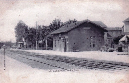 01 - Ain - LA VALBONNE  - La Gare - Carte Precurseur - Unclassified