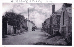 49 - Maine Et Loire - AUBIGNE - BRIAND - ( Aubigne Sur Layon ) La Rue Principale - Autres & Non Classés