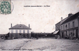 77 - Seine Et Marne - GASTINS - La Place Du Commerce - Autres & Non Classés