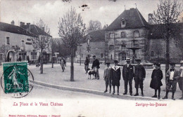 21 - Cote D Or -  SAVIGNY Les BEAUNE - La Place Et Le Vieux Chateau - Andere & Zonder Classificatie