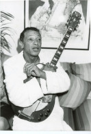 LE CHANTEUR HENRI SALVADOR 1984 CONCERT PORTE DE PANTIN - Geïdentificeerde Personen