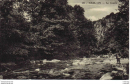 89 AVALLON N°103 LE COUSIN Rivière à Truites Avec Pêcheur VOIR DOS édit Michaud - Avallon