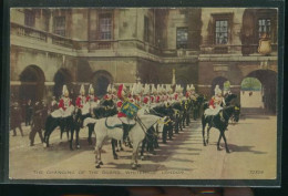 LONDON THE HORSE GUARDS     ( MES PHOTOS NE SONT PAS JAUNES ) - Autres & Non Classés