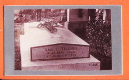 31191 / Photographie CDV Emilie TILLIOU 27 Mai 1828-9 Janvier 1912 Mémoire Ses élèves Reconnaissants Tombe BLASE  - Identified Persons