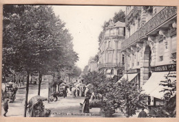 31345 / ANGERS 49-Maine Loire Boulevard De SAUMUR étal Contre-allée Librairie Marchands De Rues 1910s  RIVIERE Photo - Angers