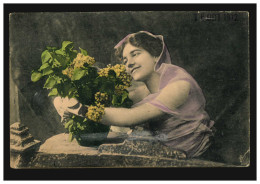 Mode-AK Lächelnde Frau Mit Blumengewächs, ZWICKAU (SACHSEN) 2.10.1912  - Moda