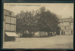 STENAY PLACE         ( MES PHOTOS NE SONT PAS JAUNES ) - Stenay