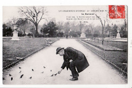 31577 / PARIS 1er CHARMEUR D'OISEAUX Au JARDIN TUILERIES La BARONNE 1910s à BATAILLE Hotel Trinite Divonne Les Bains - District 01