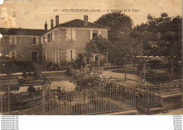 D32  VIC FEZENSAC   L'Hôpital Et Le Parc  ..... - Vic-Fezensac