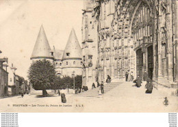 D60  BEAUVAIS  Les Tours Du Palais De Justice  ..... - Beauvais