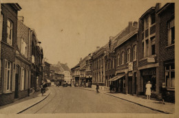 Poperinge - Poperinghe // Rue D' Ypres - Ieperstraat (Winkels) 19?? - Poperinge