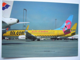 Avion / Airplane / HLX - HAPAG LLOYD EXPRESS / Boeing B 737-8K5 / Registered As D-AHFX - 1946-....: Ere Moderne