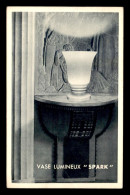 75 - PARIS 2EME - CARTE DE SERVICE DES ETS CLAUDE-PAZ ET SILVA, 55 RUE STE-ANNE - VASE LUMINEUX SPARK - ART DECO - Paris (02)