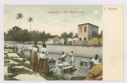 Sao Thomé : Lavadeiras No Rio Aqua-Grande - Lessive (z3530) - Sao Tomé E Principe