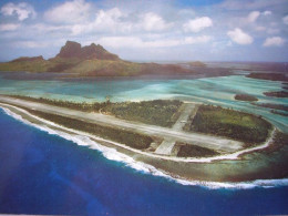 Avion / Airplane /  Aéroport De Bora-Bora / Sur L'Ilot "Motu Mute" / Bora-Bora Airport - Aeródromos