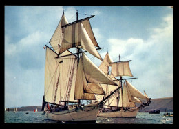 BATEAUX DE GUERRE - GOELETTES DE LA MARINE NATIONALE "L'ETOILE" ET "LA BELLE EPOQUE" - Warships