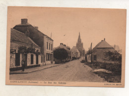 08. CPA - SIGNY LE PETIT -  La Rue Des Gobrons -  Garage Pompe à Essence - 1938 - - Andere & Zonder Classificatie