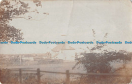 R091756 Old Postcard. House - Monde