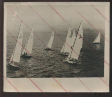 BATEAUX - VOILIERS - CHAMPIONNAT EUROPEEN DE NAPLES EN 1935 - FORMAT 15 X 18 CM - Boats