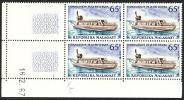 MADAGASCAR   Transports 65F  Bloc De 4 Coin Daté 16.2.67 ** Gomme Intacte SUP - Madagaskar (1960-...)