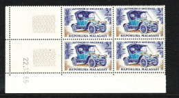 MADAGASCAR   Transports 3F  Bloc De 4 Coin Daté  22.1.65 ** Gomme Intacte SUP - Madagascar (1960-...)