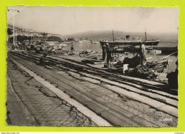 Corse Du Sud AJACCIO N°2000413 Coin Port De Pêche Pêcheurs Réparant Filets Beau Bateau VOIR DOS Et Flamme En 1958 - Ajaccio