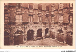 AGKP11-0941-31 - TOULOUSE - Intérieur De La Maison De Pierre  - Toulouse