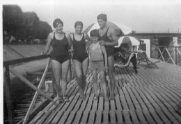 Photo Vintage Paris Snap Shop -famille Family A.S.B.S - Sport