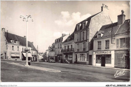 AGKP7-0641-61 - REMALARD - Place Générale De Gaulle Et Rue De L'église  - Remalard