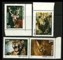 ● INDIA 1976 ֍ ANIMALI ️֍ Lion, Leopard, Caracal, Swamp Deer ● ️n. 494 / 97 ** ● Serie Completa ● Cat. ? € ️● Lotto 204 - Nuovi