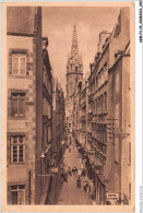 AGMP3-0202-35 - SAINT-MALO - La Grande-rue Et Le Clocher De La Cathédrale  - Saint Malo