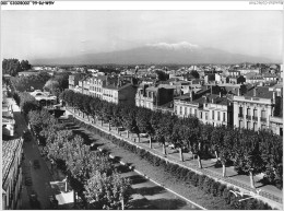 AGMP8-0606-66 - PERPIGNAN - Vue Plongeante Sur Les Quais Vauban Et Sadi-carnot - Au Fond Canigou  - Perpignan