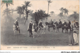 AGRP10-0727-ALGERIE - Scènes Et Types - Un Goum Défilant A La Fantasia  - Szenen