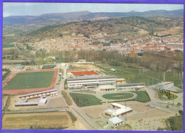 Carte Postale 04. Sainte-Tullé  Ecole Des Métiers Terrain De Football   Très Beau Plan - Other & Unclassified