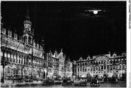 AGUP11-0967-BELGIQUE - BRUXELLES - Un Coin De La Grand'place - Squares