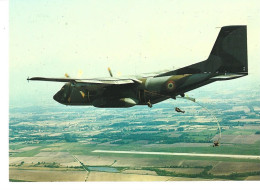 Aviation Militaire - Avion TRANSALL C 160 - Largage De Parachutistes - Materiaal