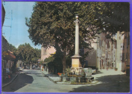 Carte Postale 04. Riez-la-Romaine  La Fontaine De La Colonne  Très Beau Plan - Otros & Sin Clasificación